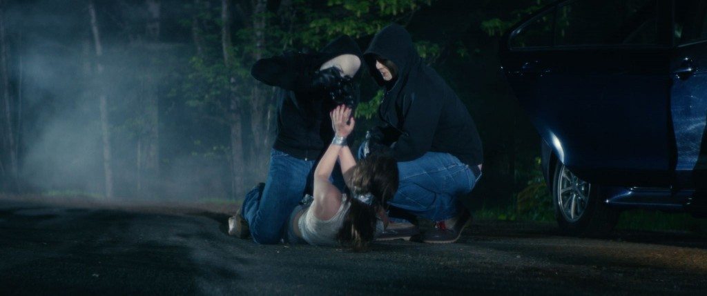 the-girl-in-the-photographs