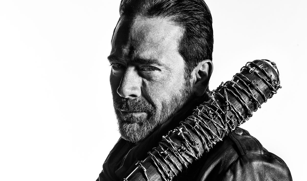 the-walking-dead-season-7-gallery-negan-morgan-critics-awards-1200